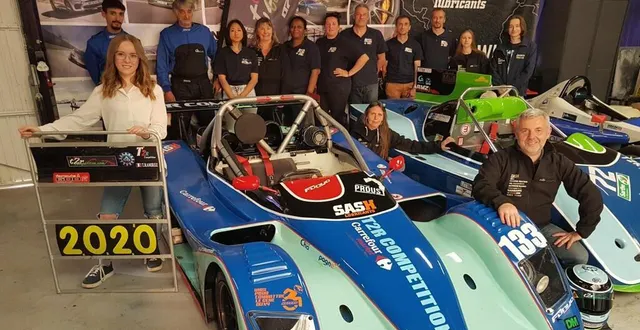 photo autour de tony ramirez (accroupi) et de la funyo 4rc, le t2r compétition entend briller cette saison encore. &copy; ouest-france