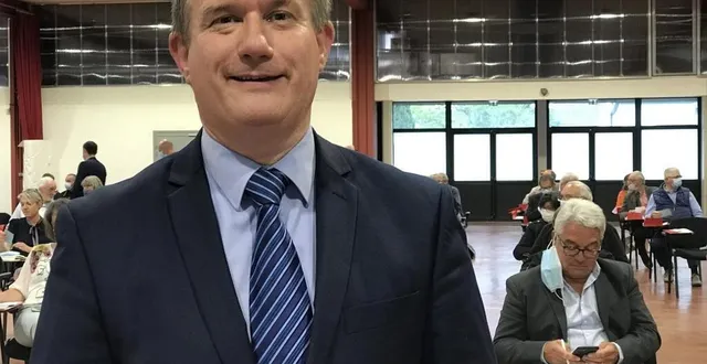 photo frédéric leveillé, 50 ans, est le nouveau président d’argentan intercom &copy; ouest-france