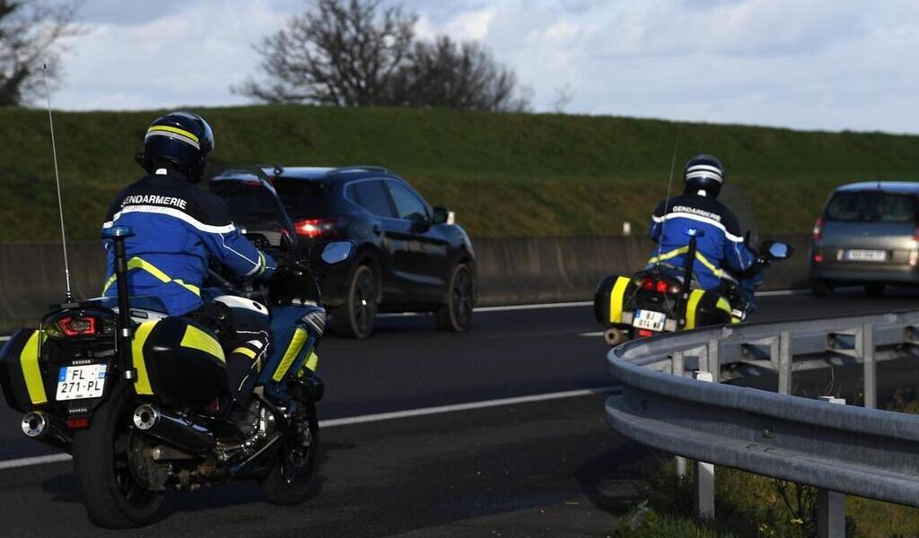 Loire. 184 km/h au lieu de 80 dans le Forez : la moto saisie, le permis  retiré