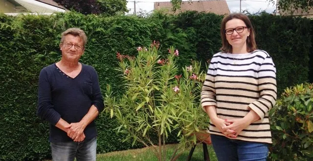 photo jean-michel chable membre bénévole référent et christelle furon, trésorière de l’association « les voisineurs » familles rurales de neuville-sur-sarthe. &copy; le maine libre