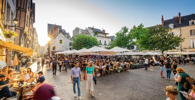 photo tours office du tourisme &copy; adt touraine