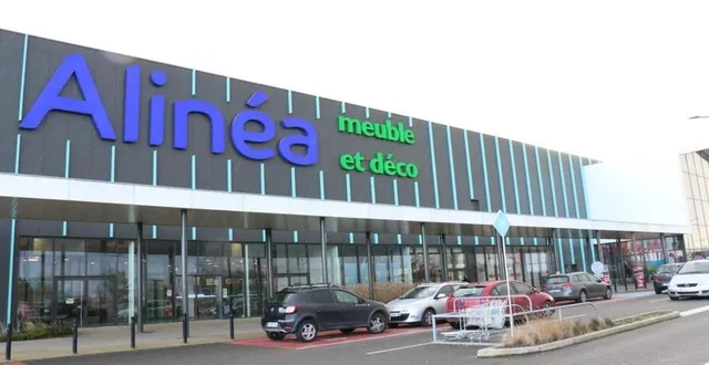 photo le magasin alinéa, au parc manceau, avait réduit sa superficie de vente en 2016, celle-ci étant jugée « surdimensionnée ». &copy; archives ouest-france