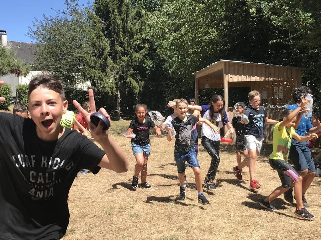 ENTRETIEN. Châteaubriant. Les enfants voient la vie en rose -  Vitré.maville.com