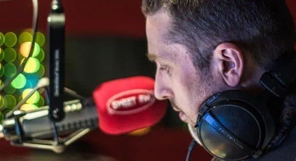 photo wilfrid tocqueville et son équipe vont lancer une nouvelle radio « forever », dans un an. &copy; archives sweet fm