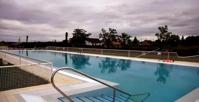 photo la piscine municipale de dollon, entièrement rénovée. &copy; le maine libre