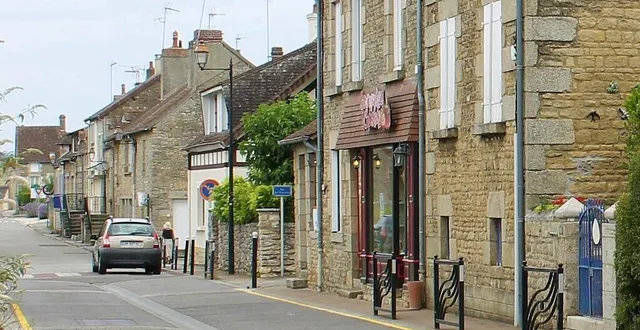 photo l’arrêt, aussi court soit-il, est interdit devant la boulangerie. &copy; ouest-france