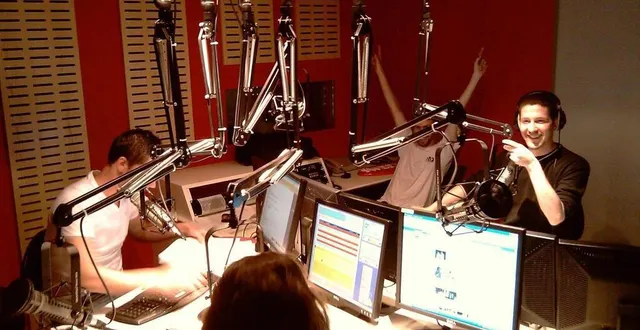 photo la radio « sweet fm » existe depuis 2006 et s’est imposée dans le paysage radiophonique du département. &copy; archives ouest-france