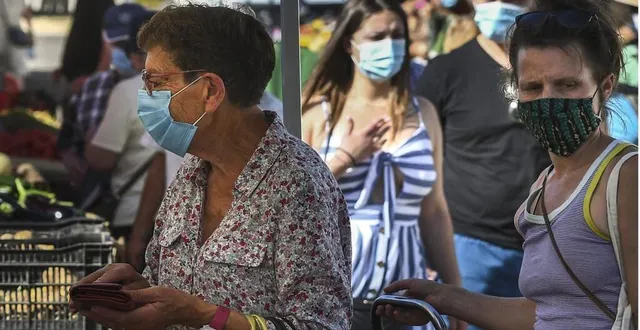 photo le port du masque obligatoire  dans un large périmètre du centre-ville. &copy; le maine libre – denis lambert