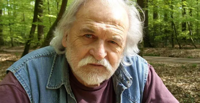 photo un premier livre paru en 2000 a inscrit raymond fontenay dans le paysage des écrivains sarthois &copy; archives le maine libre