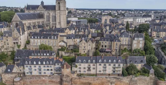photo le mans et la vieille ville se visitent jusqu’au 1er septembre. &copy; ouest france / thomas bregardis