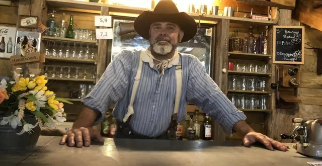 photo né en région parisienne, garrett, 51 ans, a fait inscrire son pseudonyme sur ses papiers d’identité. &copy; ouest-france