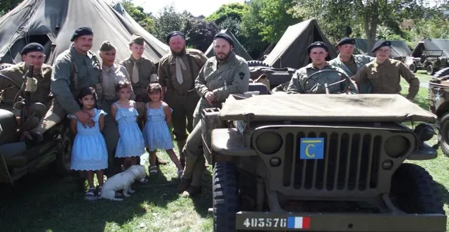 photo la plupart des membres des jeunes du b40 commémorent pour la première fois la 2e db. &copy; ouest-france