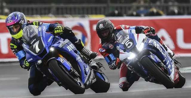 photo le mans, circuit bugatti. la yamaha officielle autrichienne domine les débats et partira en tête, à 12 heures, sur la grille de départ des 24 heures motos (38 partants). &copy; photo le maine libre - denis lambert