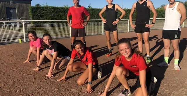 photo une partie du groupe des jeunes encadré par julien foreau. &copy; le maine libre