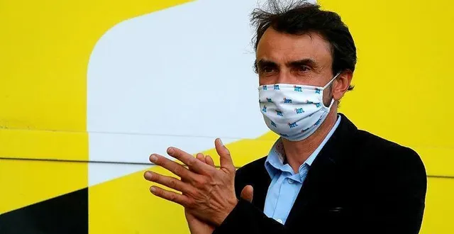 photo 65 % des français seraient en désaccord avec les propos du maire de lyon grégory doucet au sujet du tour de france. &copy; christophe ena / afp