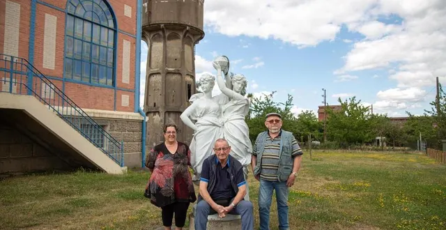 photo centre de ressource de la mémoire ouvrière, fondeurs d’antoigné, sainte-jamme. vendredi 10 juillet 2020. les fondeurs, des passionnés d’antoigné, qui guident les visiteurs et content l’histoire si riche du site. &copy; photo le maine libre-clément szczuczynski
