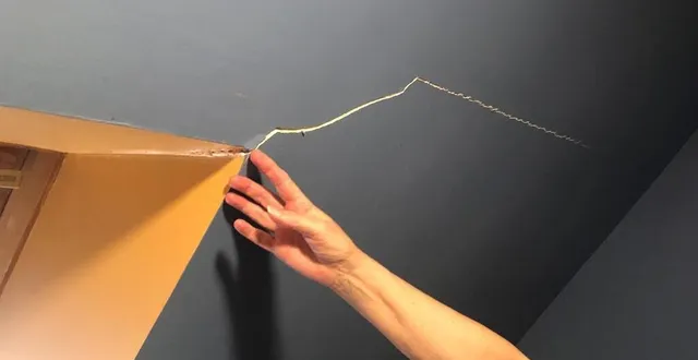 photo la maison de ce couple de sarthois se fissure depuis l’été 2018. &copy; ouest-france