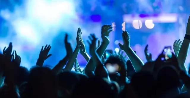 photo l’aide sera notamment à destination des artistes ou des compagnies qui n’ont pas pu jouer. &copy; fotolia