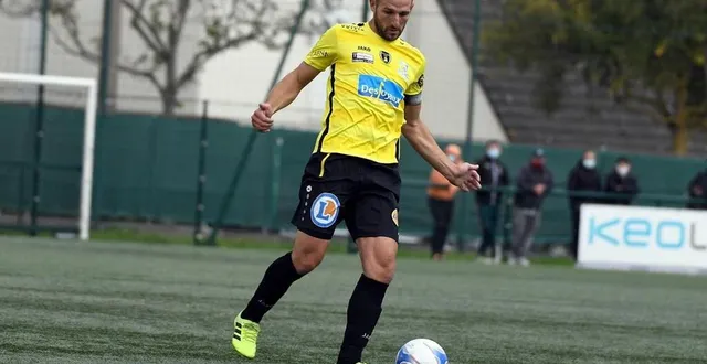 photo buteur, kevin lecacheux a participé au succès de l’asptt caen sur la pelouse de la maladrerie. &copy; gérard piwtorak