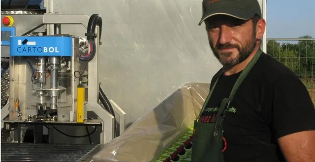 photo nicolas bedouet était à mareil-en-champagne, sa commune d’origine, mardi dernier. &copy; ouest-france