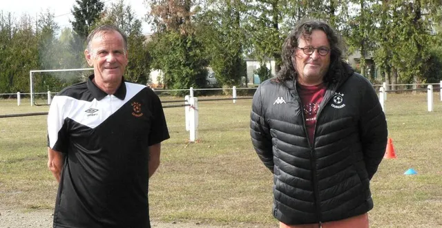 photo jean-claude bouttier (à gauche) et luc frénéhard, le nouveau président. &copy; ouest-france