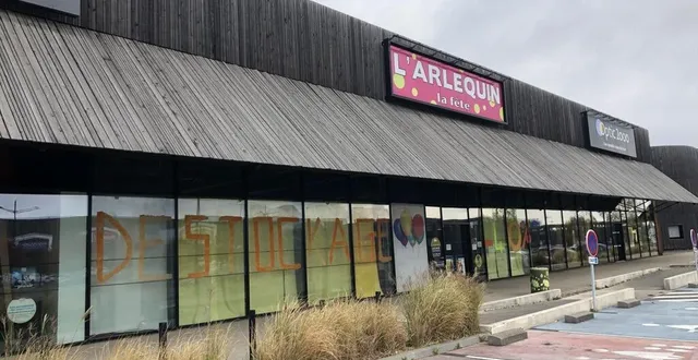 photo après un déstockage débuté en juillet, l’enseigne l’arlequin a baissé le rideau lundi 28 septembre 2020. &copy; le maine libre