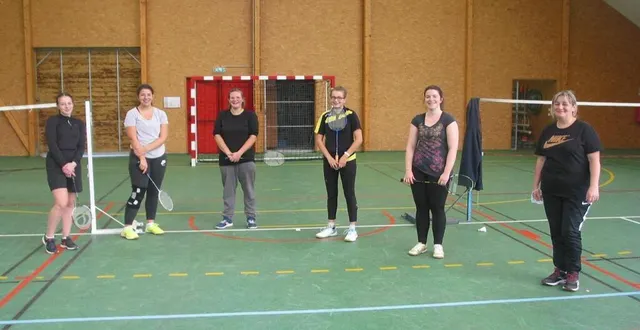 photo la reprise, en badminton loisir avait lieu dimanche matin. &copy; ouest-france