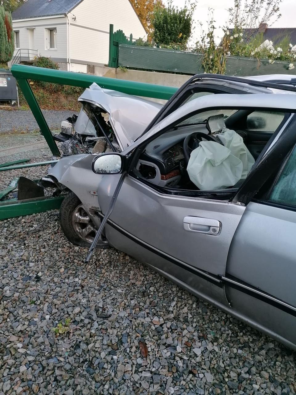 Alençon. Elle retrouve sa voiture avec une cinquantaine d'œufs cassés à  l'intérieur 