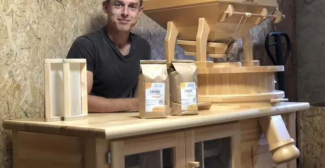 photo mareil-en-champagne. le moulin traditionnel de damien bertault vient d’autriche. &copy; photo le maine libre