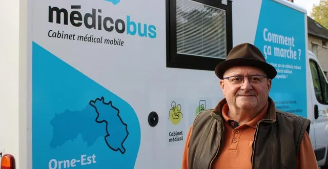 photo thierry lefebvre est le premier patient à consulter au médicobus stationné à vimoutiers chaque mercredi à la maison de services au public, à compter du 7 octobre. &copy; ouest-france