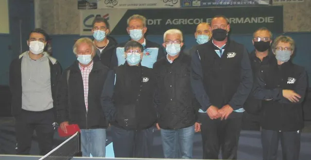 photo les membres du bureau et les dirigeants ornais. &copy; ouest-france