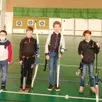 photo les entraînements ont repris dans la toute nouvelle salle du gymnase spécialement équipée, un mur de cible et lignes de tir à 30 m et 18 m. le nouveau président du club denis halna y a pris ses marques avec les jeunes archers.