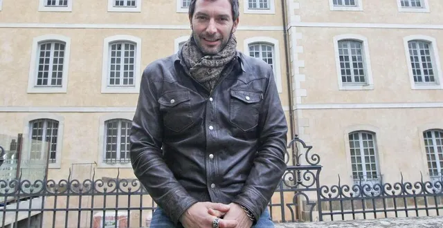 photo un nouveau rôle pour franck semonin, en tournage pour le feuilleton de tf1 « demain nous appartient ». &copy; archives le maine libre – yvon loué