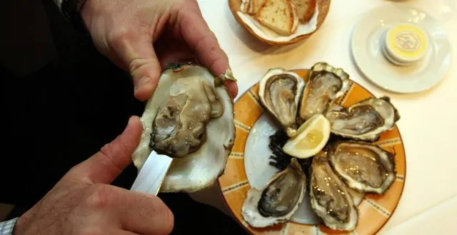 photo trois dégustations d’huîtres sont organisées sur le marché de sablé-sur-sarthe. &copy; archives ouest-france