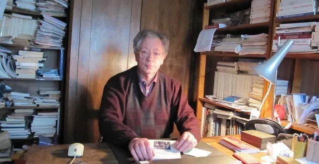 photo l’historien gérard bourdin, président de l’association du pays bas-normand, dans son bureau. &copy; archives ouest-france