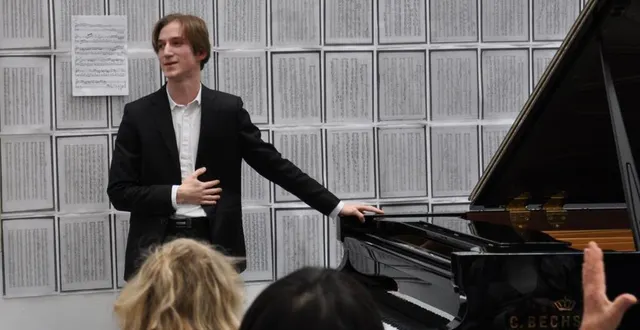 photo théotime gillot lors du pianoctambule 2020. &copy; photo le maine libre