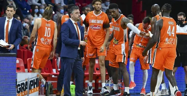 photo les joueurs du msb pourraient finalement bien fouler, un peu, les parquets en novembre. &copy; photo le maine libre – yvon loue