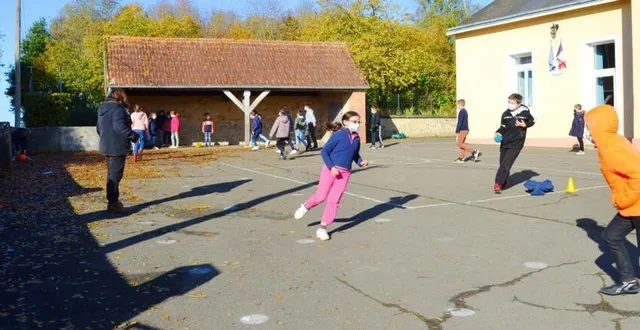 photo les récréations se font en horaires décalés. &copy; ouest-france