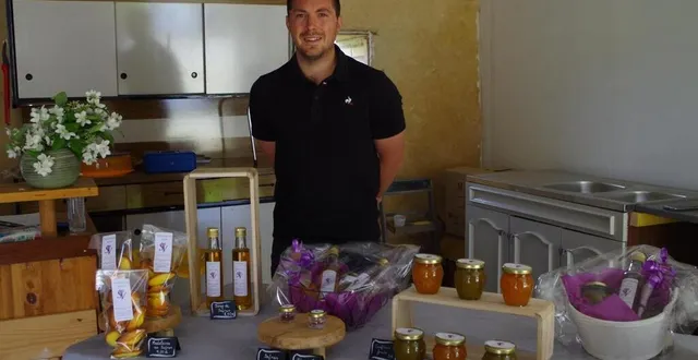 photo benoît jardin propose toute une gamme de produits aromatisés au safran. &copy; archives le maine libre