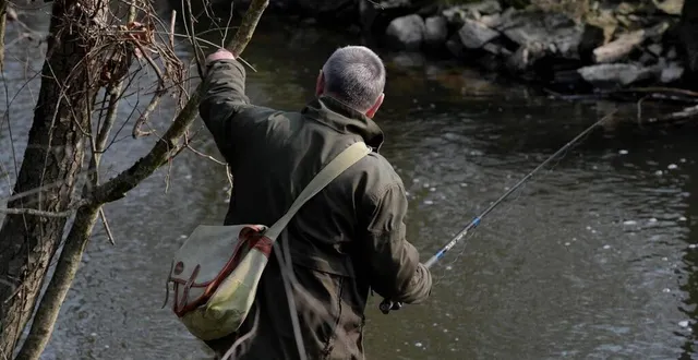 photo les pêcheurs vont devoir patienter avant de retrouver le bord de l’eau. &copy; photo illustration co