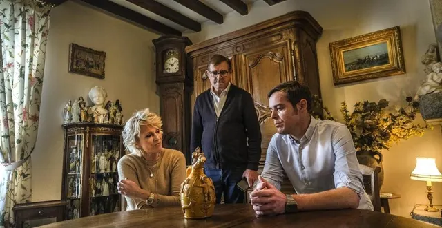 photo piacé, novembre 2020. sophie davant a tourné le portrait de damien tison, antiquaire sarthois, régulièrement présent dans son émission « affaire conclue ». &copy; photo le maine libre – denis lambert