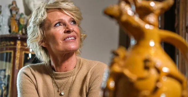 photo piacé, novembre 2020. dans le cadre du portrait de damien tison et de son père, claude, l’équipe de l’émission « affaire conclue » a découvert un pichet de l’artiste louis léopold thuiland. &copy; le maine libre – denis lambert