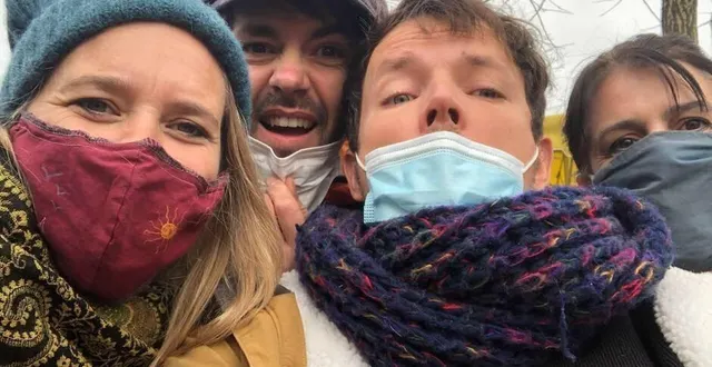 photo nadia simon, thomas ples, martin frenehard et sabrina calvo ont chanté au marché des jacobins. &copy; photo nadia simon