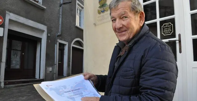 photo jean-claude ragaru recevra la médaille du tourisme, échelon or, pour son action en faveur du tourisme : « je suis allé voir sur internet, c’est quelque chose de sérieux ! » &copy; le maine libre