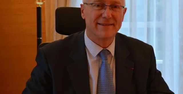 photo pierre ory quitte son poste de préfet des vosges pour celui du maine-et-loire. &copy; dr