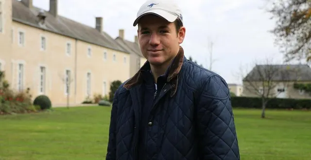 photo au château d’oyré de clermont-créans (sarthe), enzo goulet est à la fois gérant du lieu, gardien, et responsable des espaces verts. il est seul sur place pendant le confinement. &copy; ouest-france