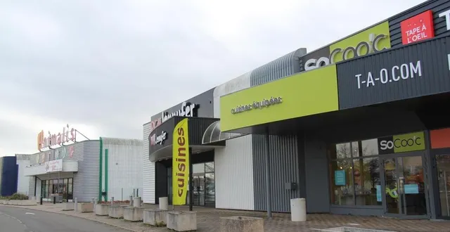 photo tous les magasins de périphérie, et notamment les grandes enseignes, doivent passer par la commission départementale d’aménagement commercial pour ouvrir leur commerce. &copy; ouest-france