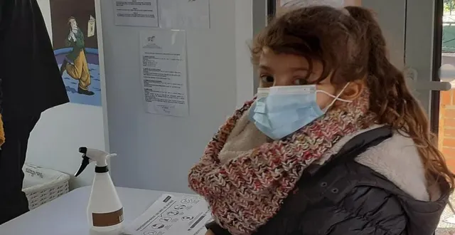 photo lana est abonnée à la bibliothèque. elle a 7 ans, et aime la lecture. elle a réservé en ligne une bande dessinée et un documentaire. &copy; ouest-france