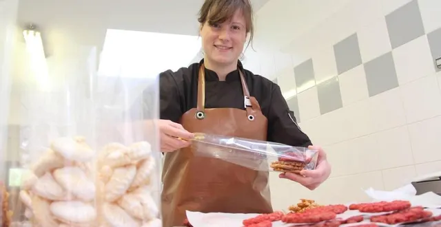 photo des cours de cuisine avec louise fourmont à viré-en-champagne, une expérience possible à offrir pour noël avec le bon cadeau 72. &copy; archives