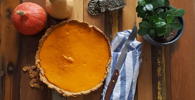 photo tarte à la citrouille, banana bread et scones : 3 recettes réconfortantes pour attendre noël. &copy; alexane lm